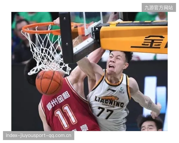 新疆男篮张镇麟关键绝杀成球迷记忆点