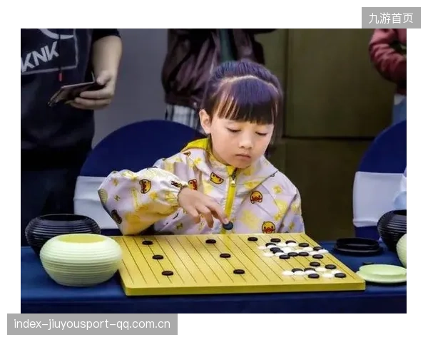 94岁爹爹被围棋锁喉：一场“棋盘上的生死”背后的深情与智慧